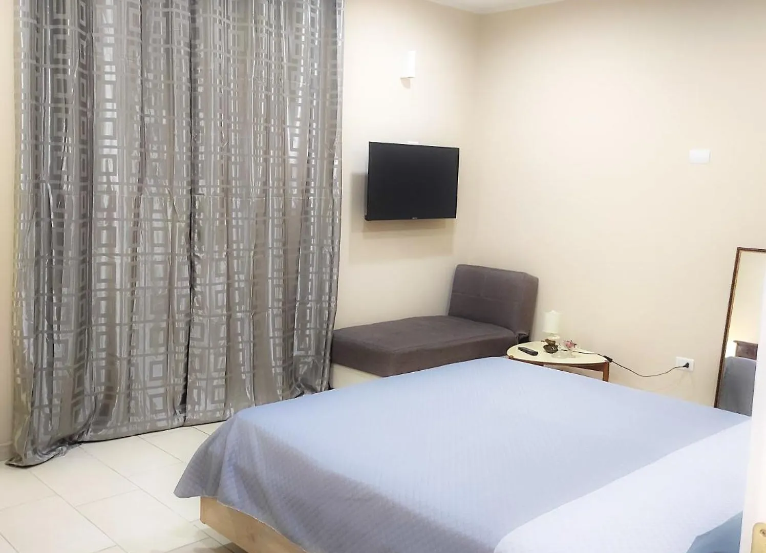 76 Avenue Suites Wi-Fi - Shuttle Reggio Calabria Apartment