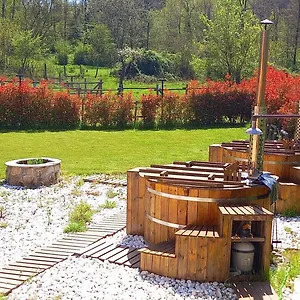  Alloggio per agriturismo Societa' Agricola Lambure Srl Italia